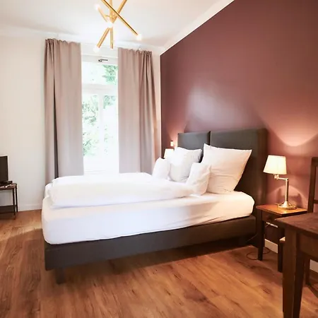 Szálloda Gutshotel Baron Knyphausen 2*