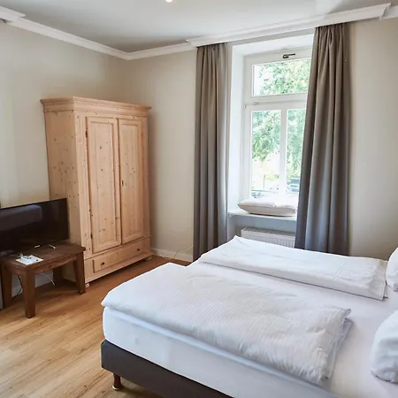 Gutshotel Baron Knyphausen *