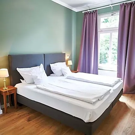 Gutshotel Baron Knyphausen 2* Eltville am Rhein