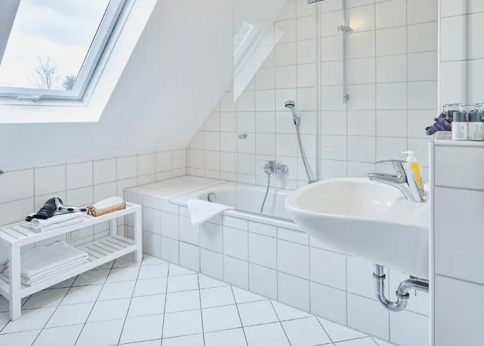 Gutshotel Baron Knyphausen Hotel 2*