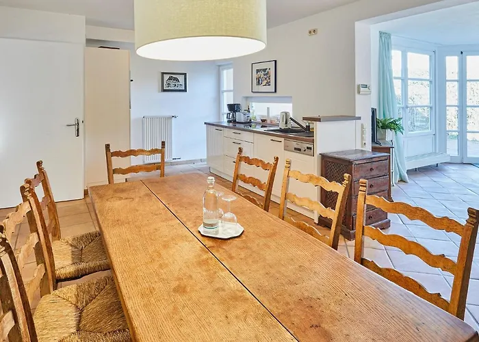 Gutshotel Baron Knyphausen 2*