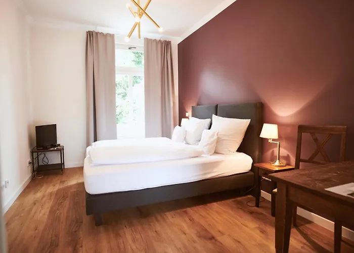 Hotel Gutshotel Baron Knyphausen 2*