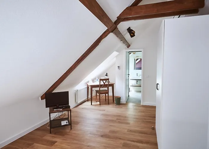 Gutshotel Baron Knyphausen Hotel 2*